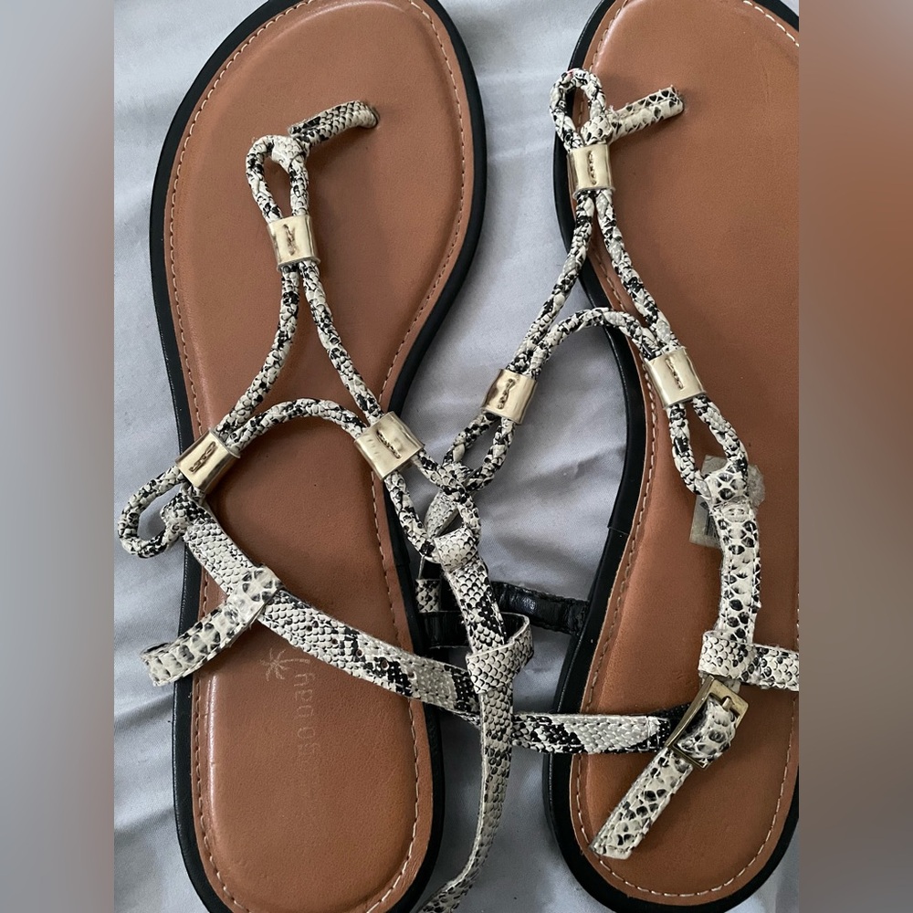 Snake skin print sandals size 9